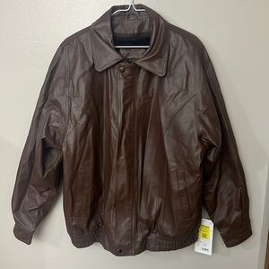Vintage leather jacket size L reserved for echoreggie